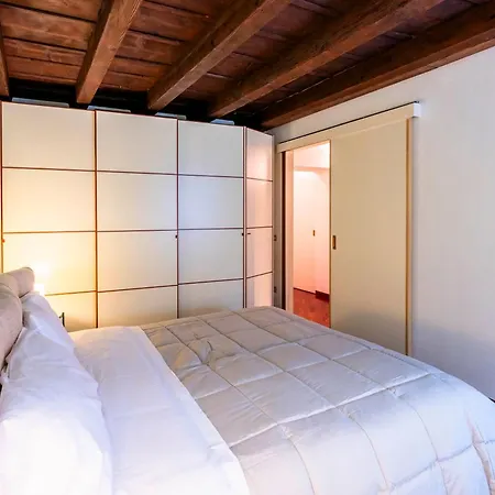 Carillon Apartamento *